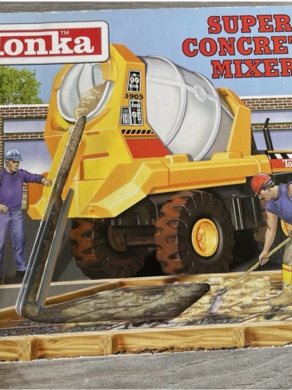 Tonka - TRUCKLOAD OF FUN (3 truck books) - Picture 5 of 12